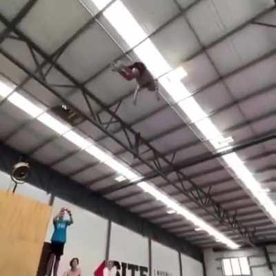 This guy’s insane trampoline skills