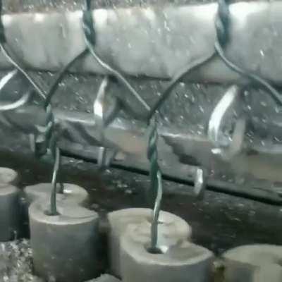 this is how hexagonal wire mesh is made