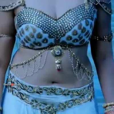 busty arabian horse anushka shetty