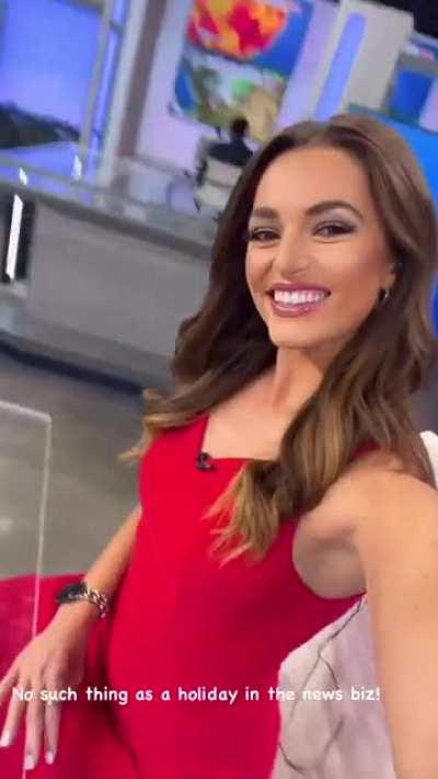 Caroline Collins - KSEE 24 NBC Fresno