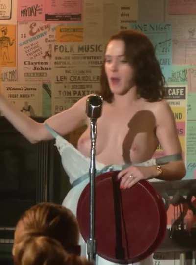 Rachel Brosnahan - The Marvelous Mrs. Maisel (2017) 4k UHD Cropped