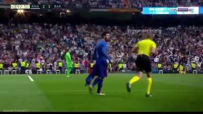 [MEDIA] OTD 4 Years Ago Messi Silenced Bernabeu! Iconic Celebration With Ray Hudson's Orgasmic Commentary