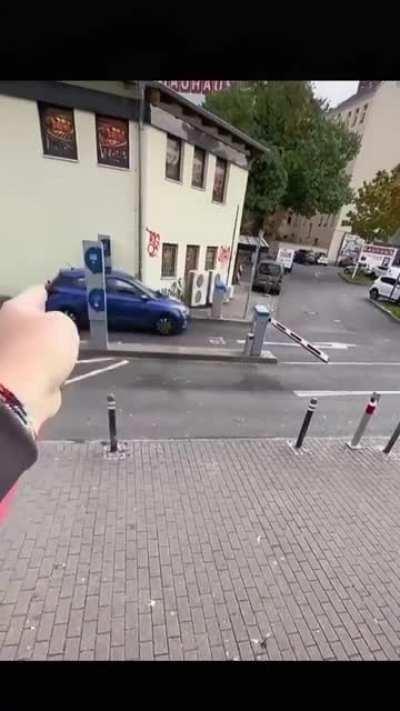 This dude using the force to control traffic