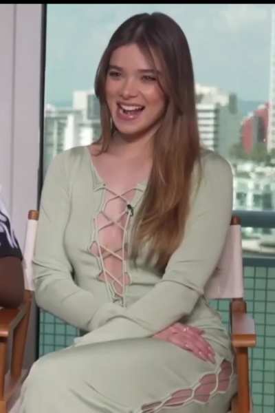 Hailee steinfeld