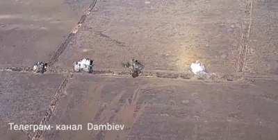 Russian airforce clears trench near Urozhaine