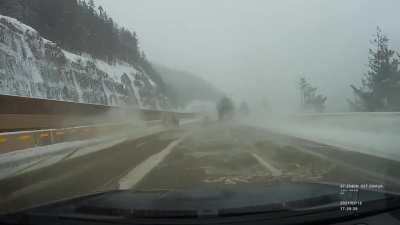 There's a reason for reduced speed limits (Snoqualmie Pass this evening)