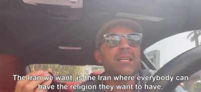 Man uses colourful language to get the message across to the Iranian clerical Regime (translation subtitles included)