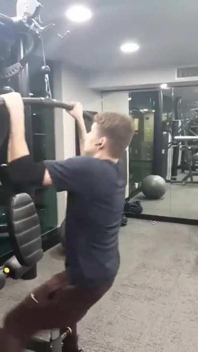 200 Kg Lat Pull Down PR