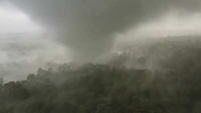 Insane close-range video of tornado in Mississippi. Drone was lost