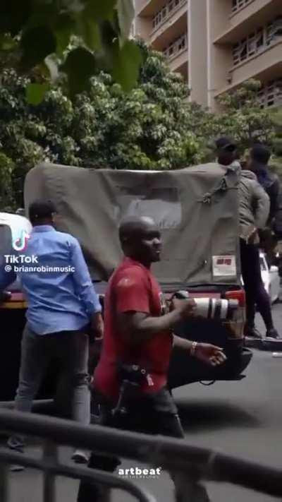 Kenyan policeman shoots at crowd