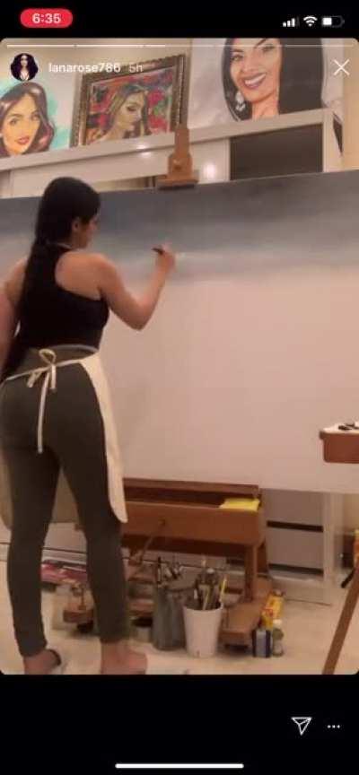 What an art piece or shall i say ass piece