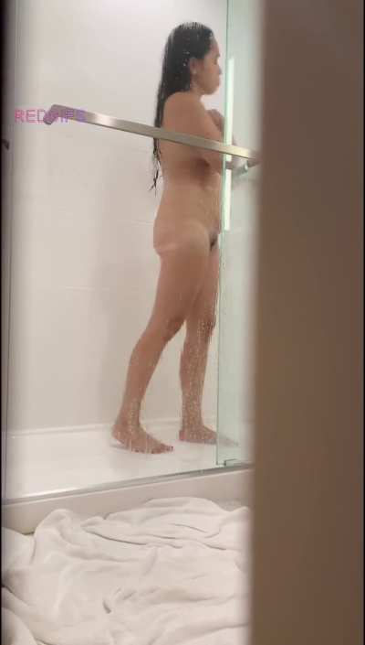 Shower - Spy Cam