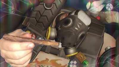 Roadhog offering you the smoke