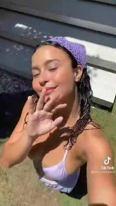 Yassi Pressman