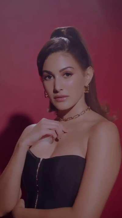 Amyra Dastur 