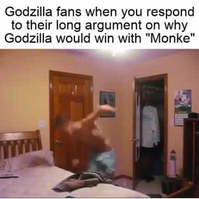 Haha funny monke 💪🏾🐵 win big lizard 🦖