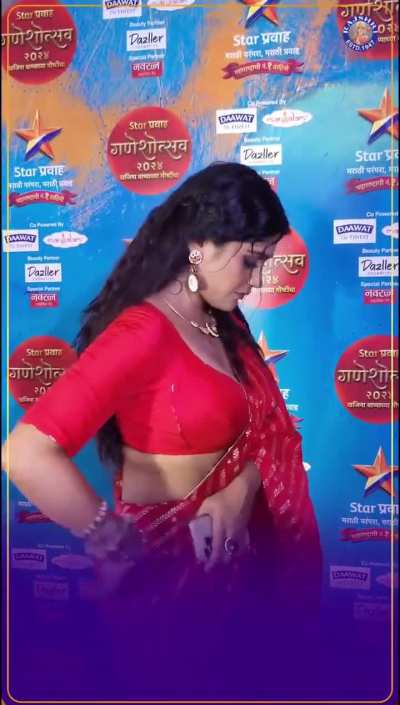 Madak_Marathi_Heroine