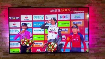 An Irishman, Englishman and a Slovenian have a beer. (Amstel Cycling race winners)