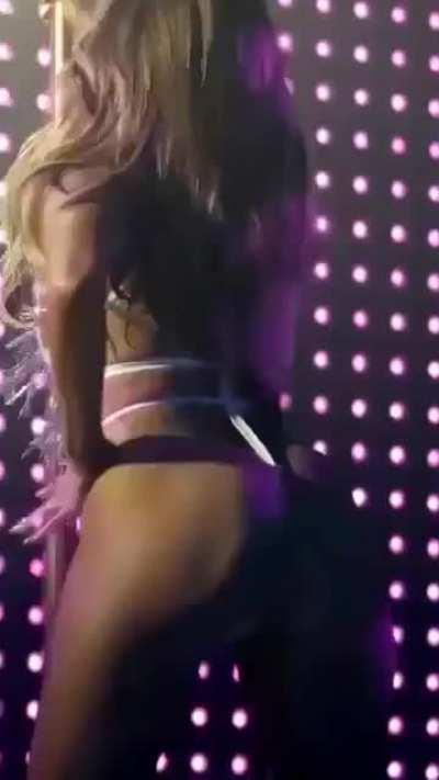 JLo's Hustlers booty loop