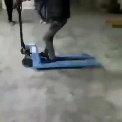 Precision drifting- Pallet truck edition