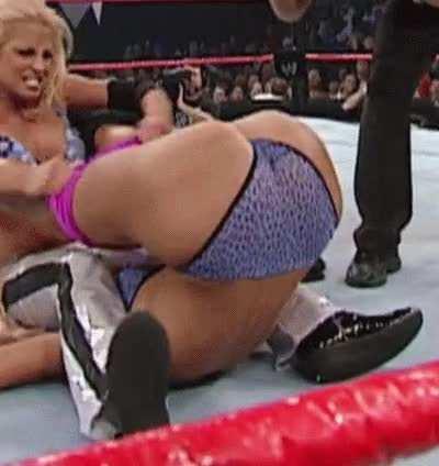 Trish Stratus shows us Stacy Keibler's hot booty