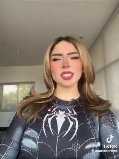 POR MA HERMOSA DE KAREN TORRES ME HAGO HOMBRE ARAÑA PARA LLENARLA DE MIS TELARAÑAS 