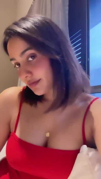 Neha Sharma 