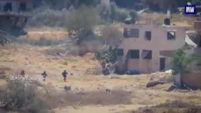 Hamas soldier takes out IDF  troops