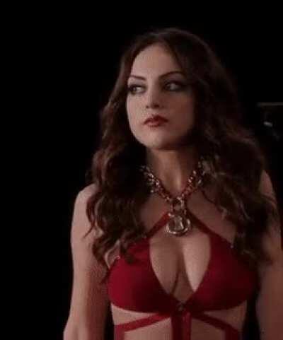 Elizabeth Gillies