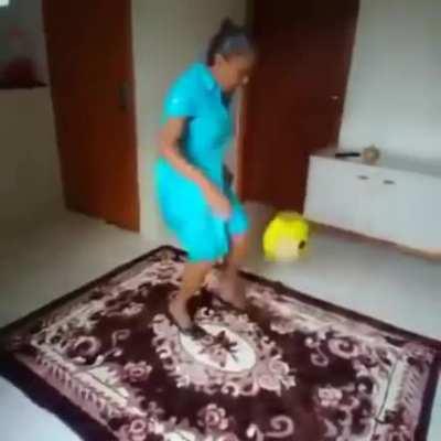 Grandma showing some skills on high heels