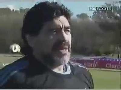 “They resisted Di María. Remember that against Uruguay everyone wanted me to start other players in that position. But I told the kid, &quot;I die with you.&quot; - This Diego Maradona interview from 2010 is trending in Argentina