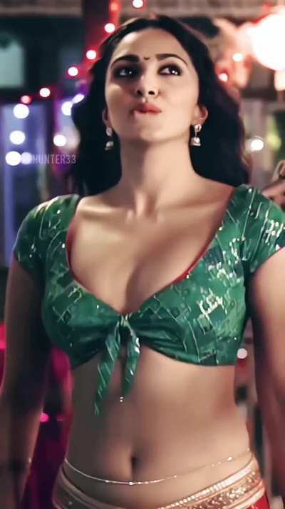 Kiara Navel 🥵