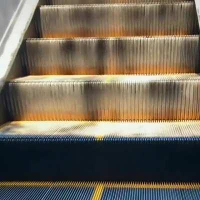 Light fall on this escalator