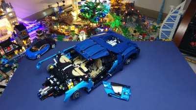 My Lego Bugatti Chiron Assembles Itself Using Raw Horsepower