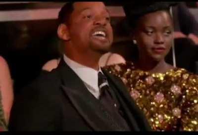 Rare &quot;unedited&quot; Chris rock/Will smith Oscars moment