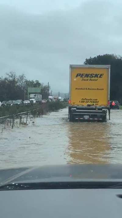 Current situation on highway 101 near Gilroy. Please drive safe!