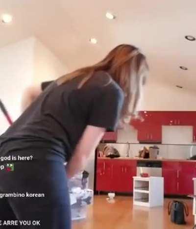 kimi cleaning