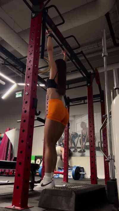 pullups