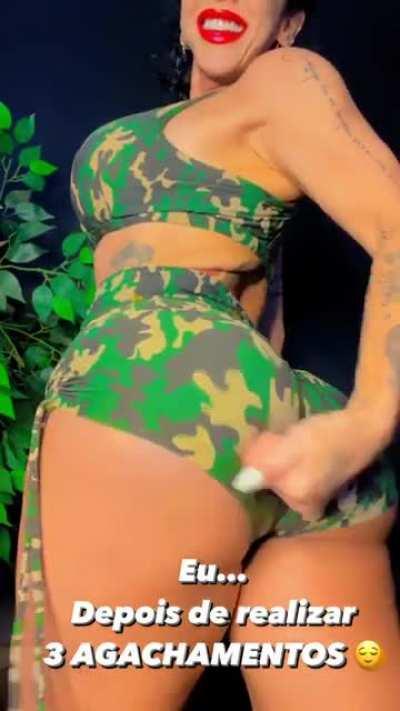 Camo Booty