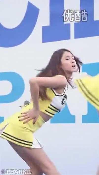 Is it okay if Seolhyun rides your face? #AOA #cheerleader 