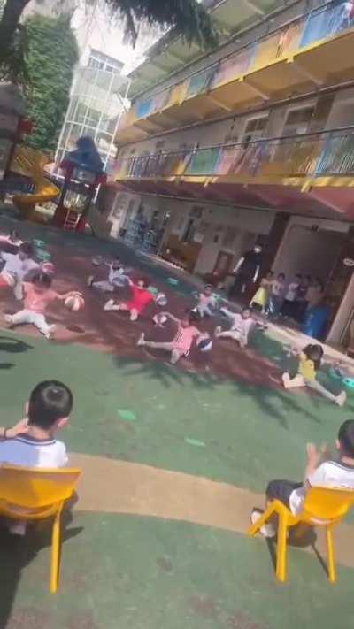 Chinese children are learning synchronization and teamwork