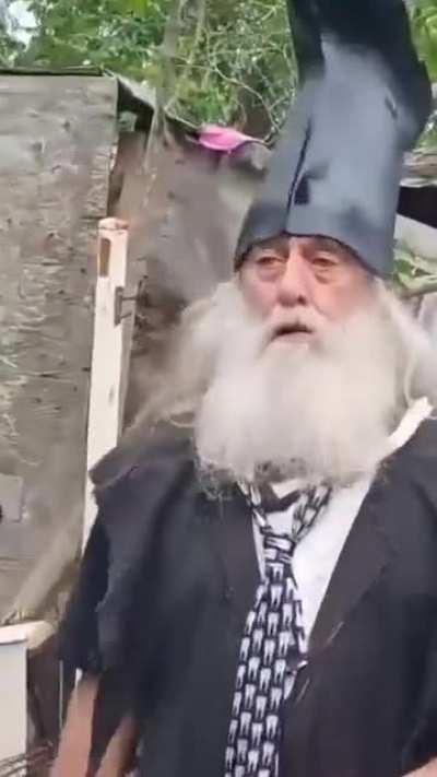 Gandalf has gone a little crazy since his adventure🧙‍♂️