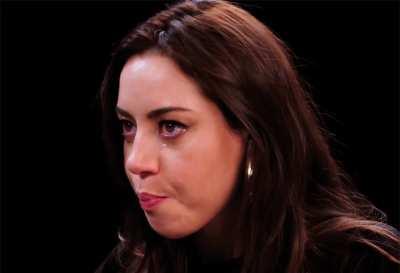 Aubrey Plaza swallowing