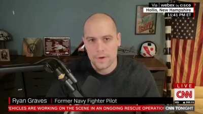 Ex Navy Pilot Ryan Graves on CNN: