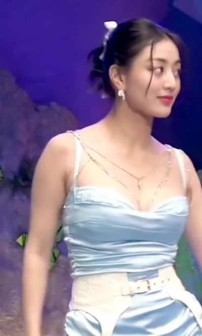 Mommy Jihyo 🍈🍈