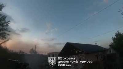 UA Paratroopers of the 82nd Brigade suppress & destroy a Russian infantry group trying to advance with an American Stryker APC. (No Music)