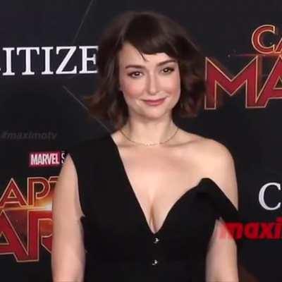 Milana Vayntrub