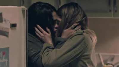 Ashley Greene &amp;amp; Eve Harlow in Rogue [S4E3-2017]