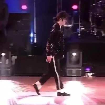 The most satisfying dance move in history — Michael Jackson’s Moonwalk