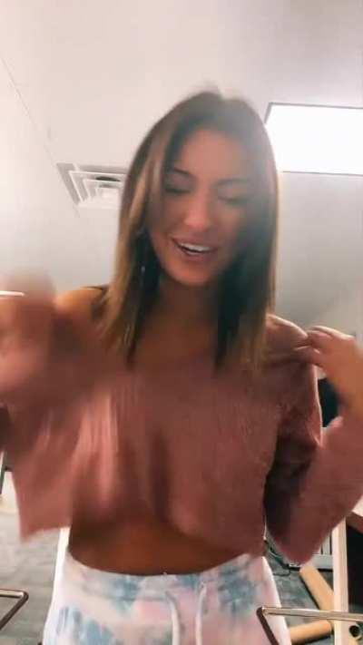 bella.marcellino slip on tiktok